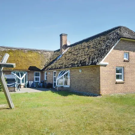 Five Bedroom Holiday In Blavand Varde