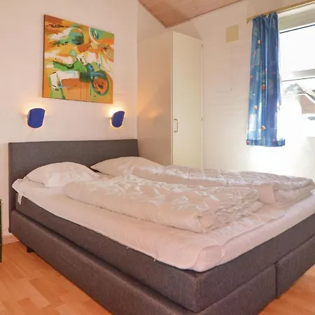 Prázdninový dům Five Bedroom Holiday In Blavand