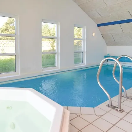 Five Bedroom Holiday In Blavand Prázdninový dům